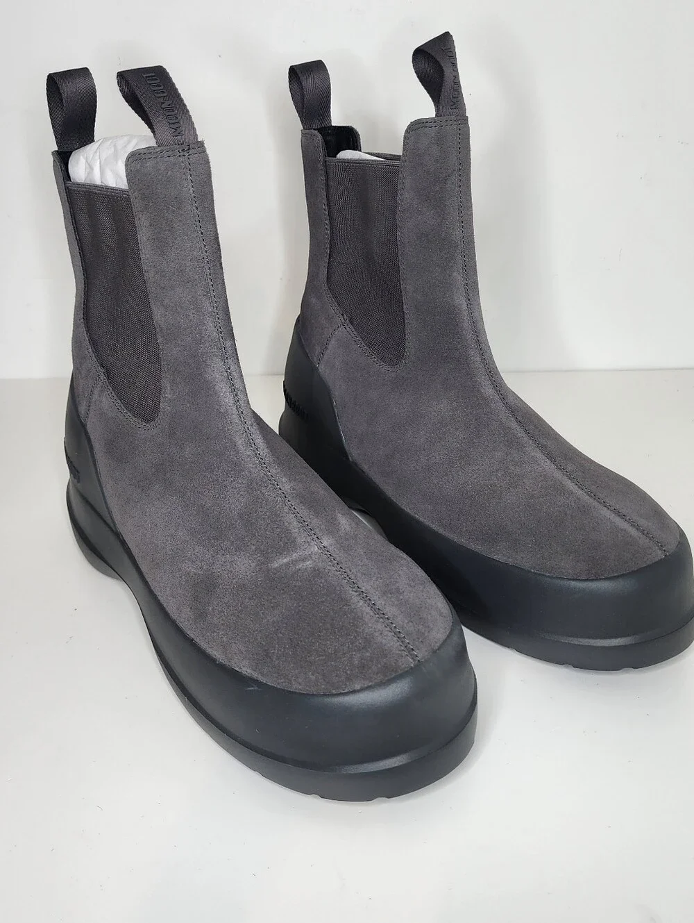 Moon Boot suede chelsea